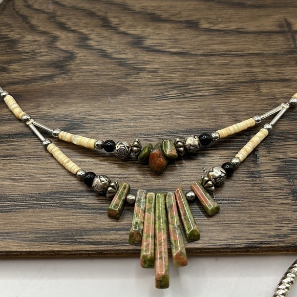 Vintage Korea Silver Tone Necklace 17' Liquid Beads and Jade Boho  Western - Picture 5 of 12